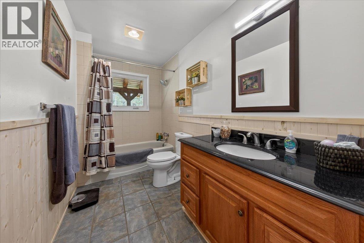 7854 Thompson Road - 14