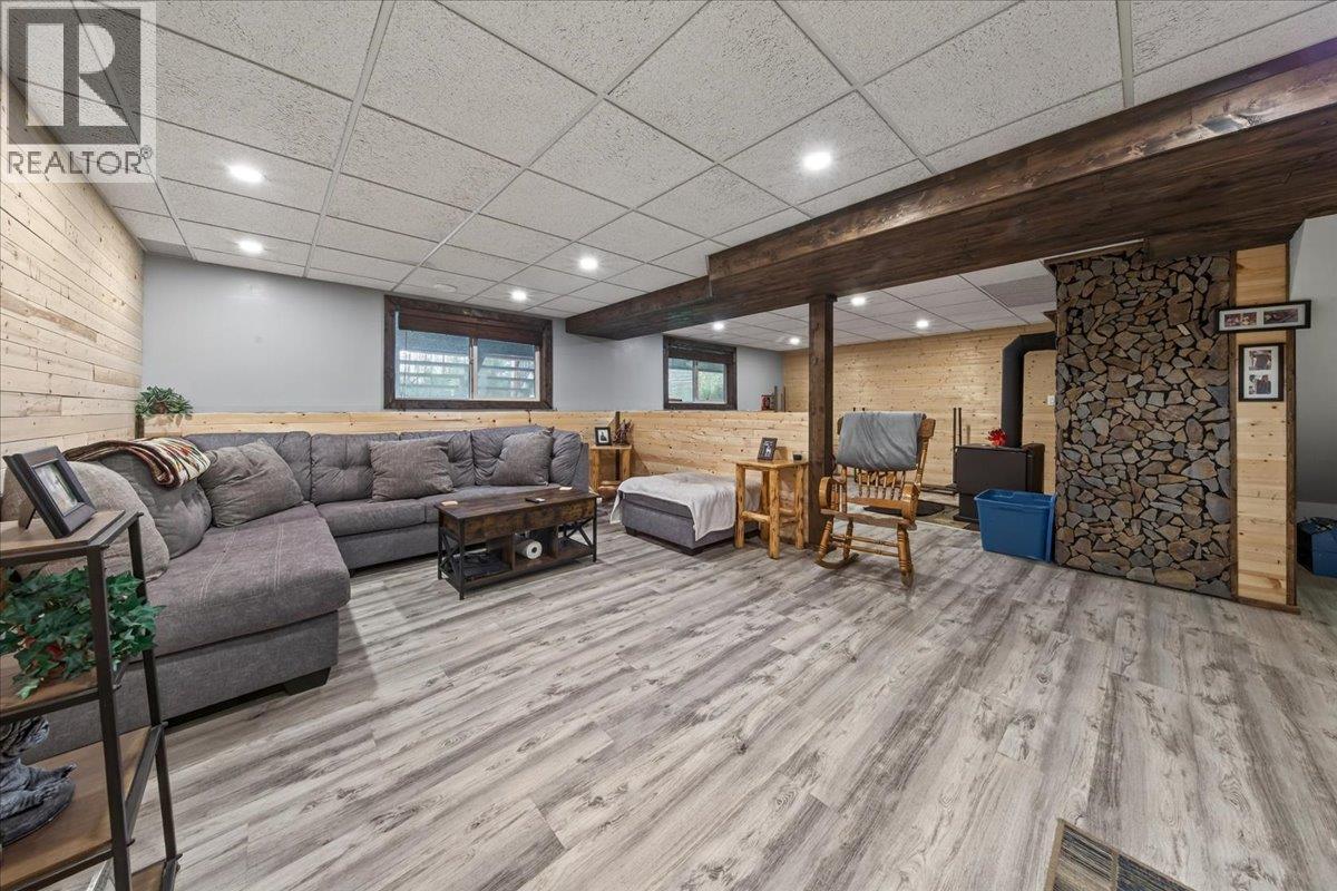 7854 Thompson Road - 24