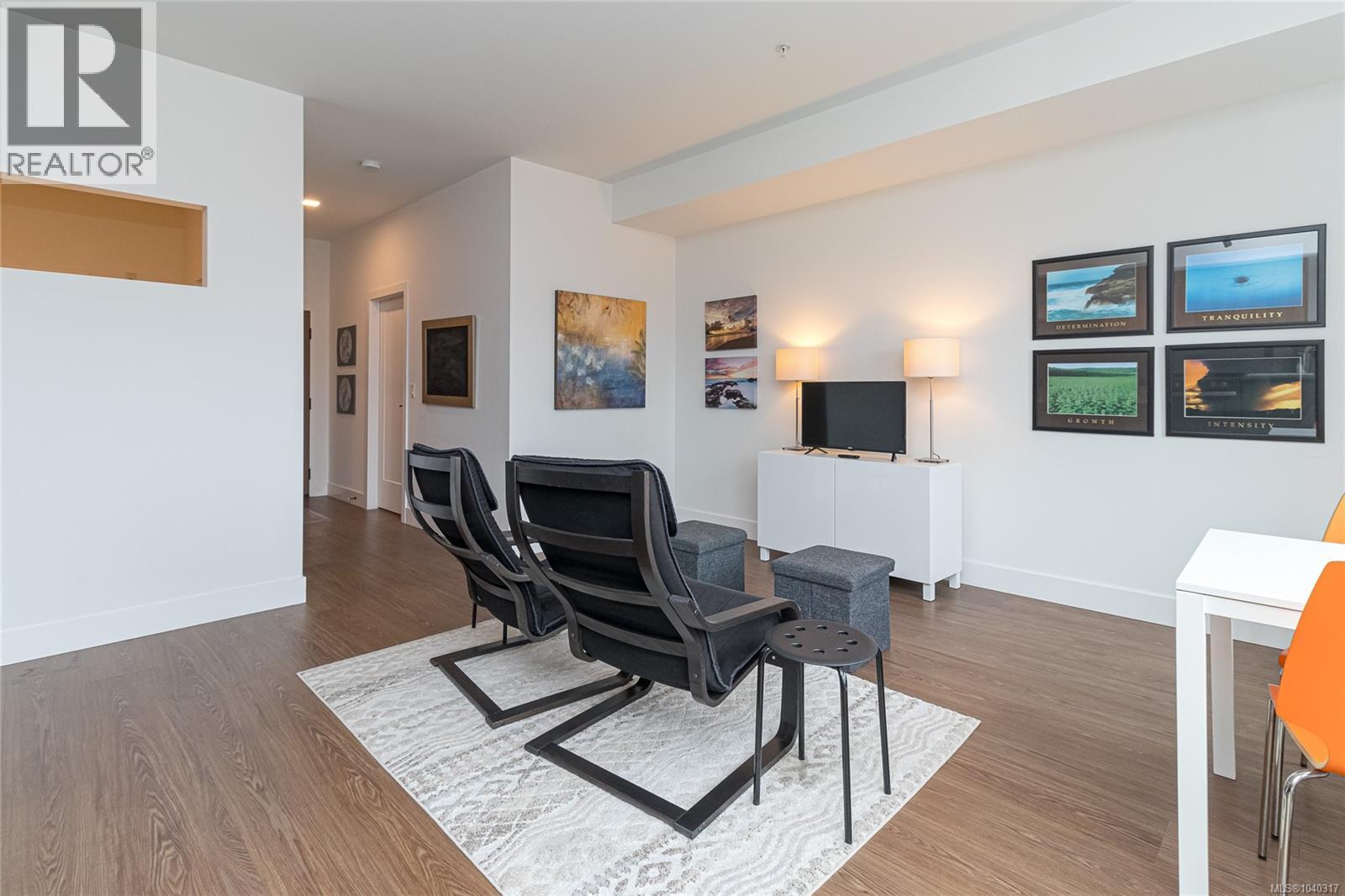 #321 515 Chatham St - 3