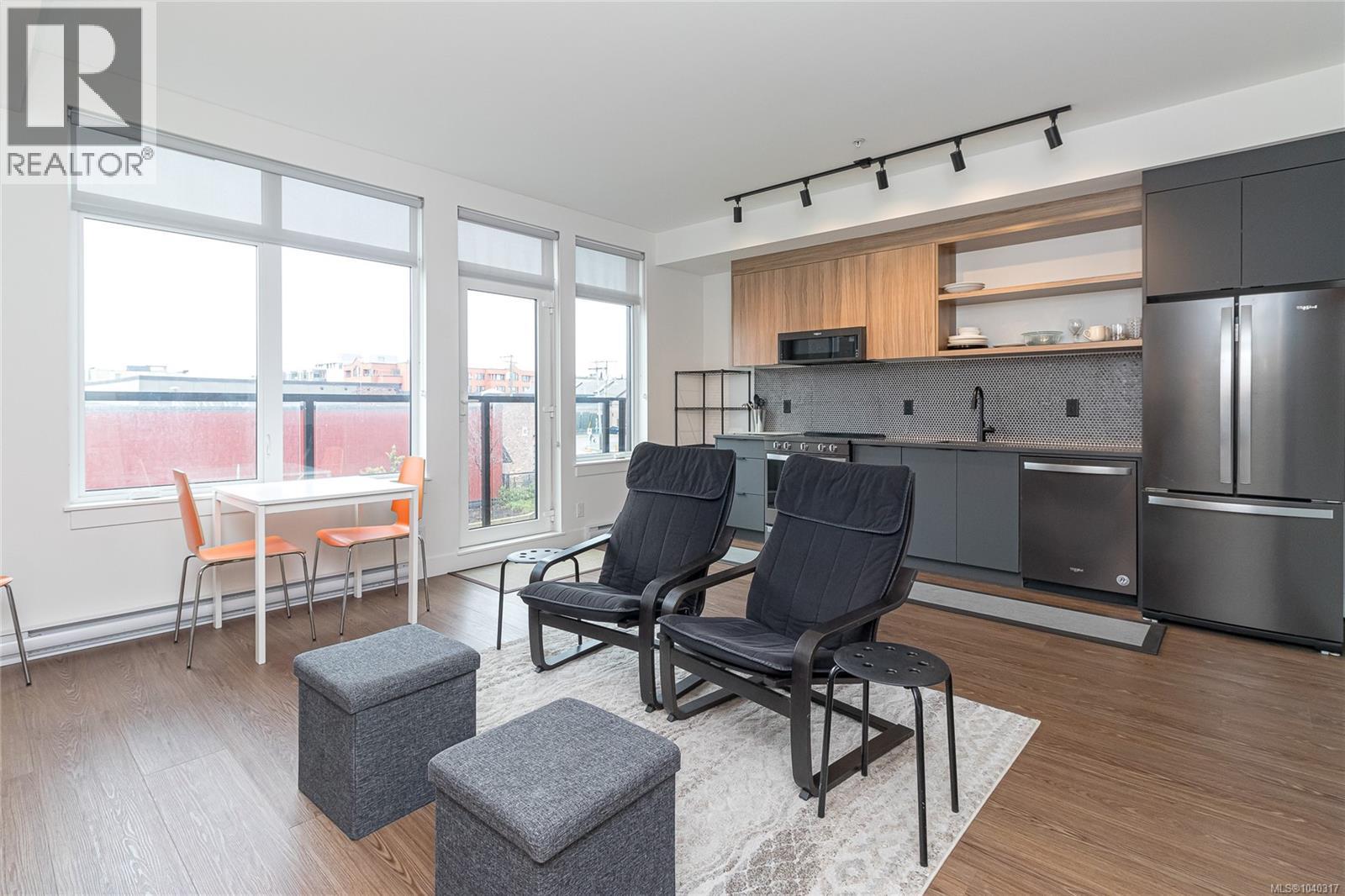 #321 515 Chatham St - 5