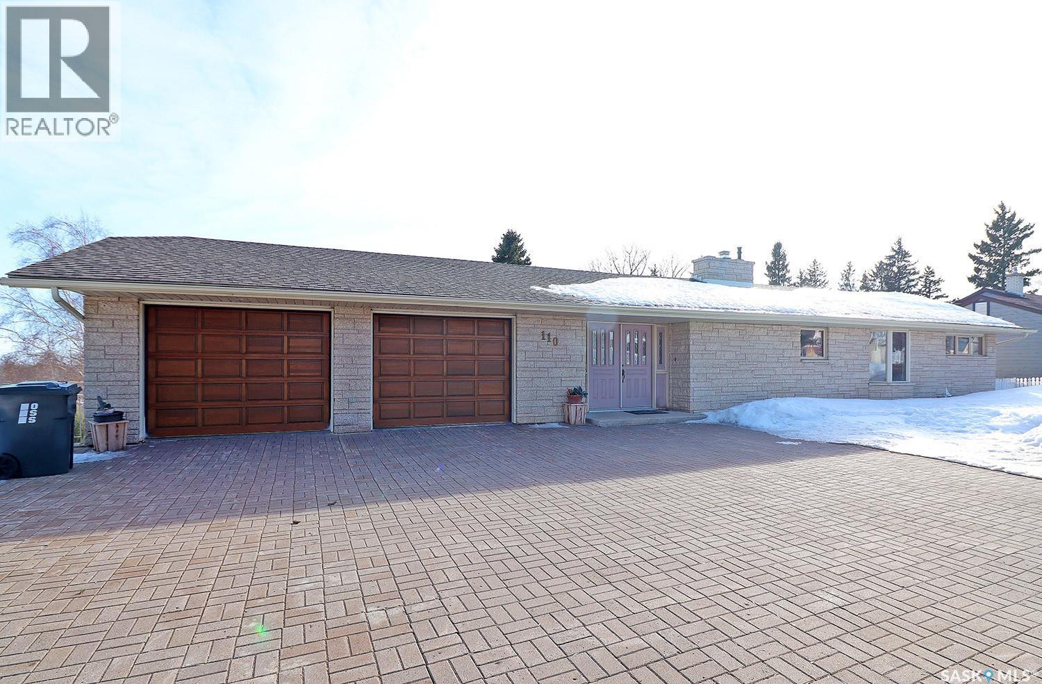 110 Logan CRESCENT E — photo 35