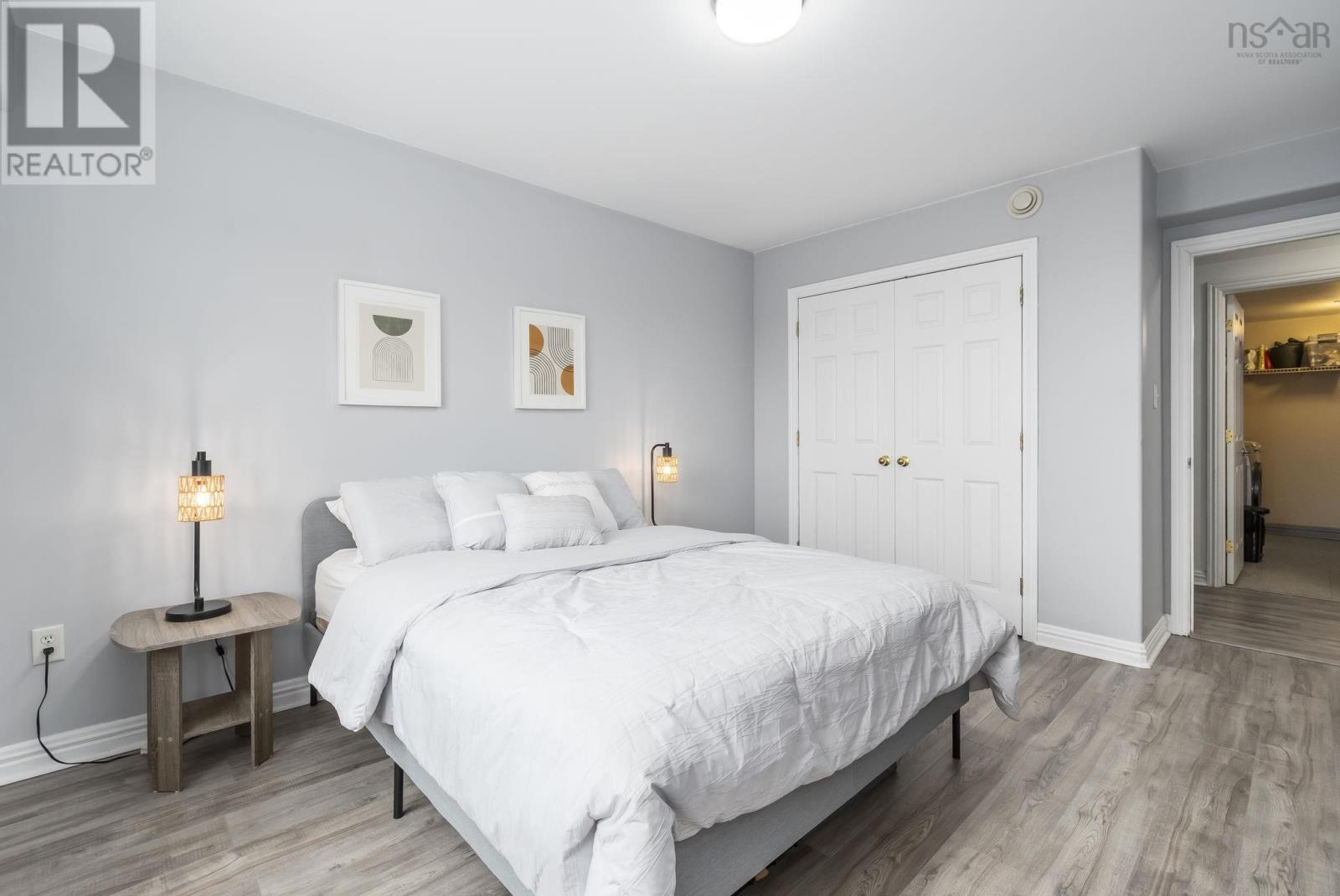 #408 512 Parkland Drive - 25