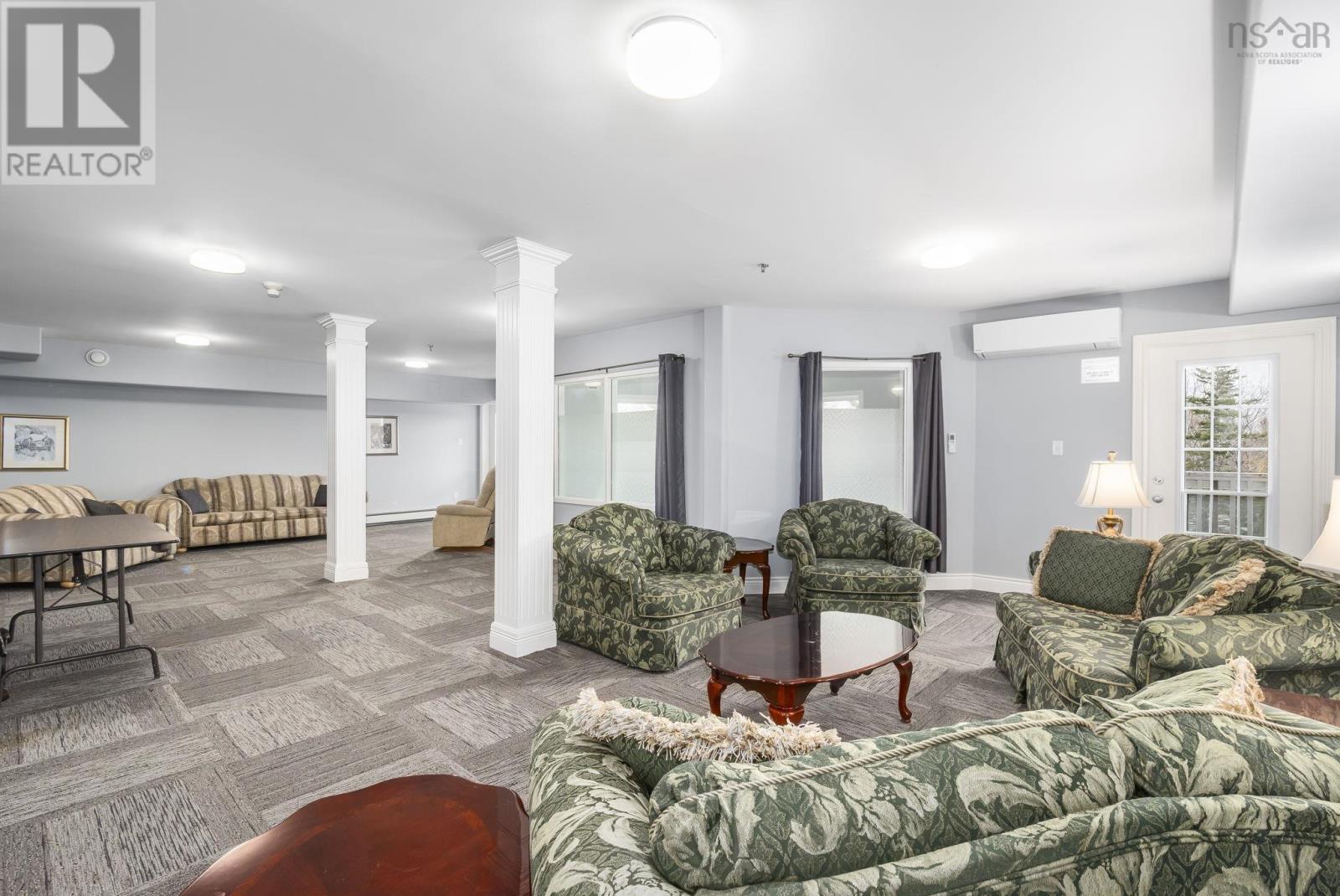 #408 512 Parkland Drive - 35