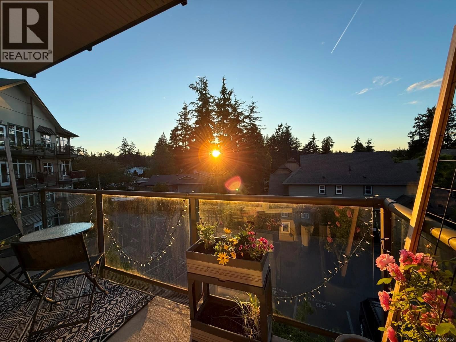 304 2220 Sooke Rd, Colwood