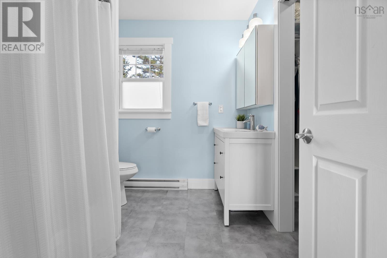45 Amys Drive - 22