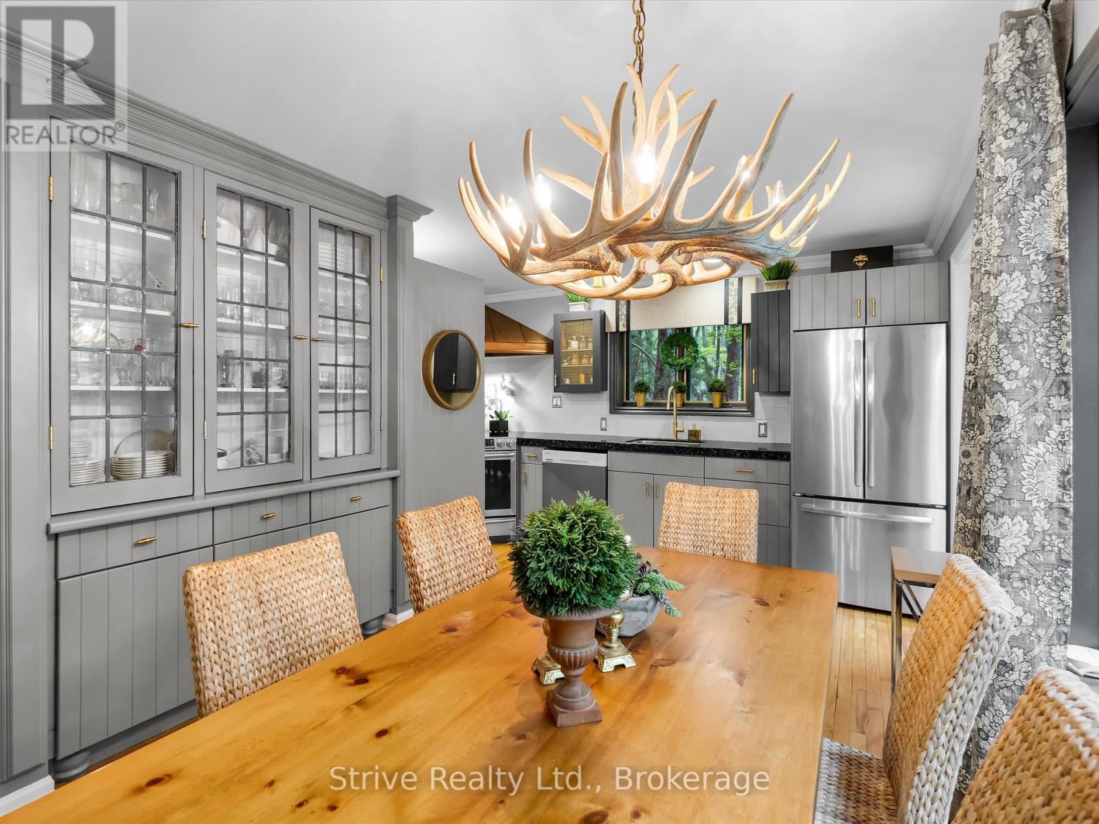 1035 GEORGE ROAD - 6