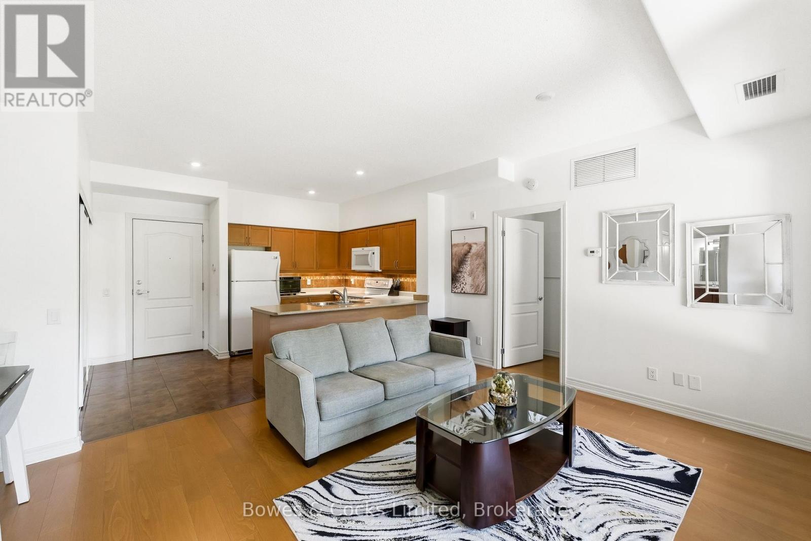 #110 869 CLONSILLA AVENUE - 16