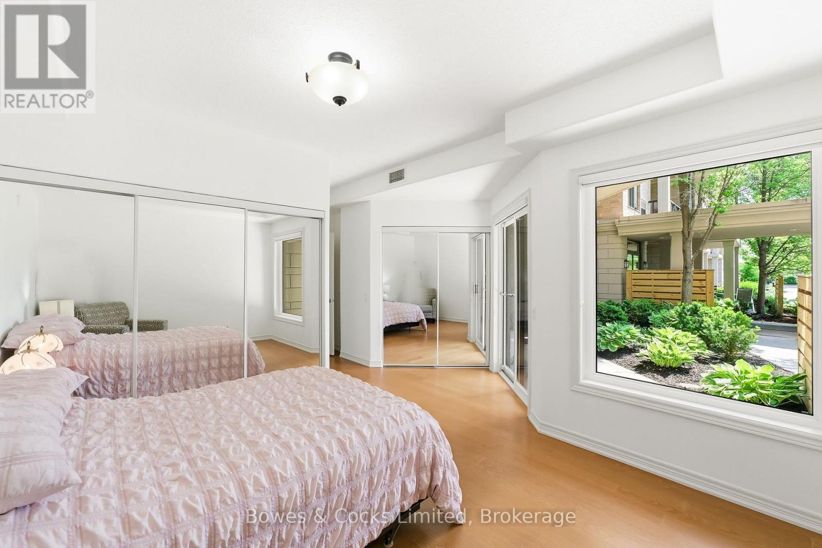 #110 869 CLONSILLA AVENUE - 21