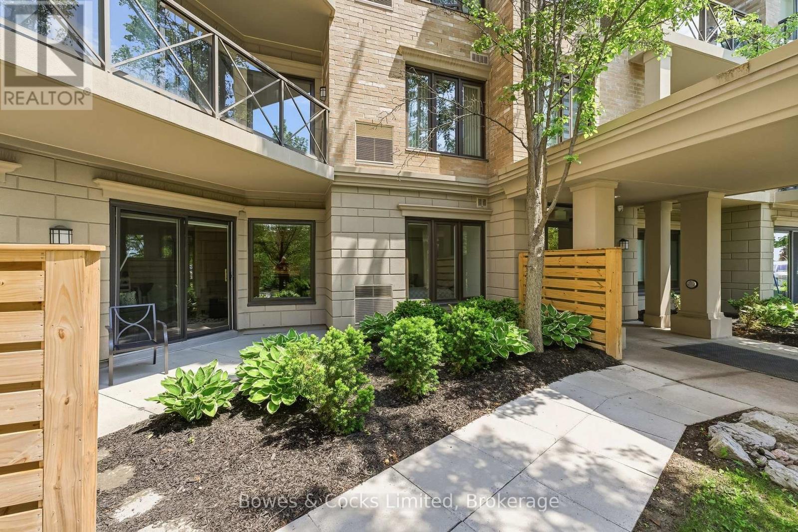 #110 869 CLONSILLA AVENUE - 29