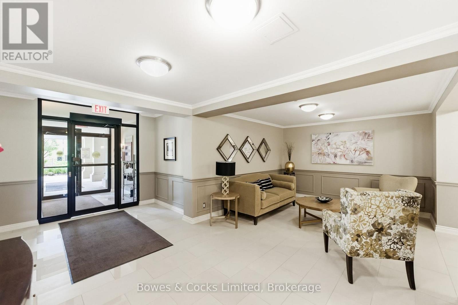 #110 869 CLONSILLA AVENUE - 3
