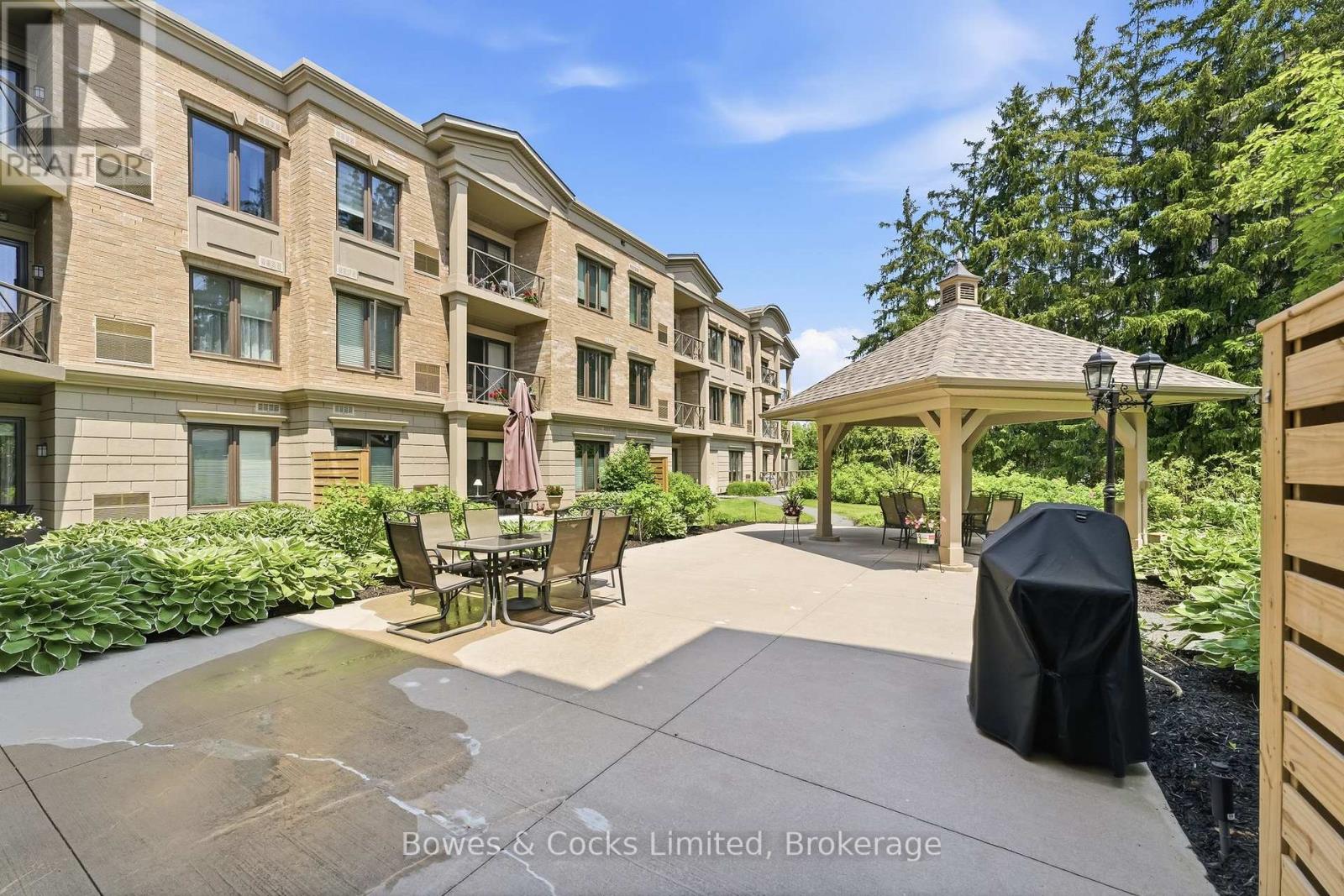 #110 869 CLONSILLA AVENUE - 35