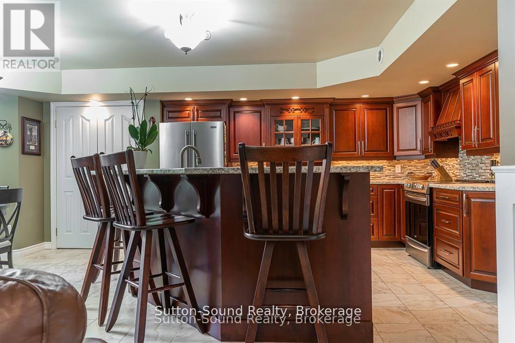 124 GOLDEN POND DRIVE - 13