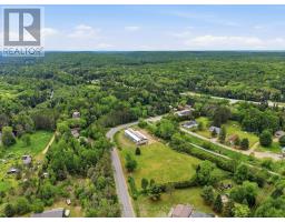 1057 Koshlong Lake Road, Dysart Et Al, ON K0M1S0 Photo 22