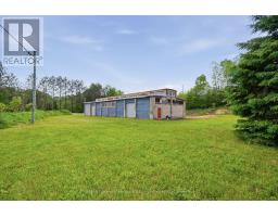 1057 Koshlong Lake Road, Dysart Et Al, ON K0M1S0 Photo 6