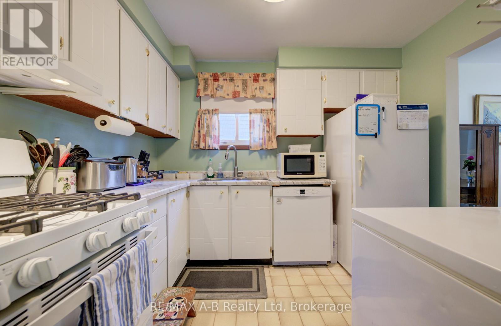 23 GALT ROAD - 14