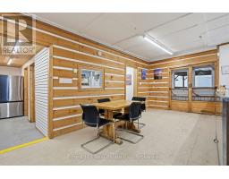 1092 Main Street, Lake Of Bays, ON P0B1A0 Photo 17