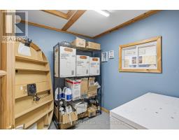 1092 Main Street, Lake Of Bays, ON P0B1A0 Photo 22