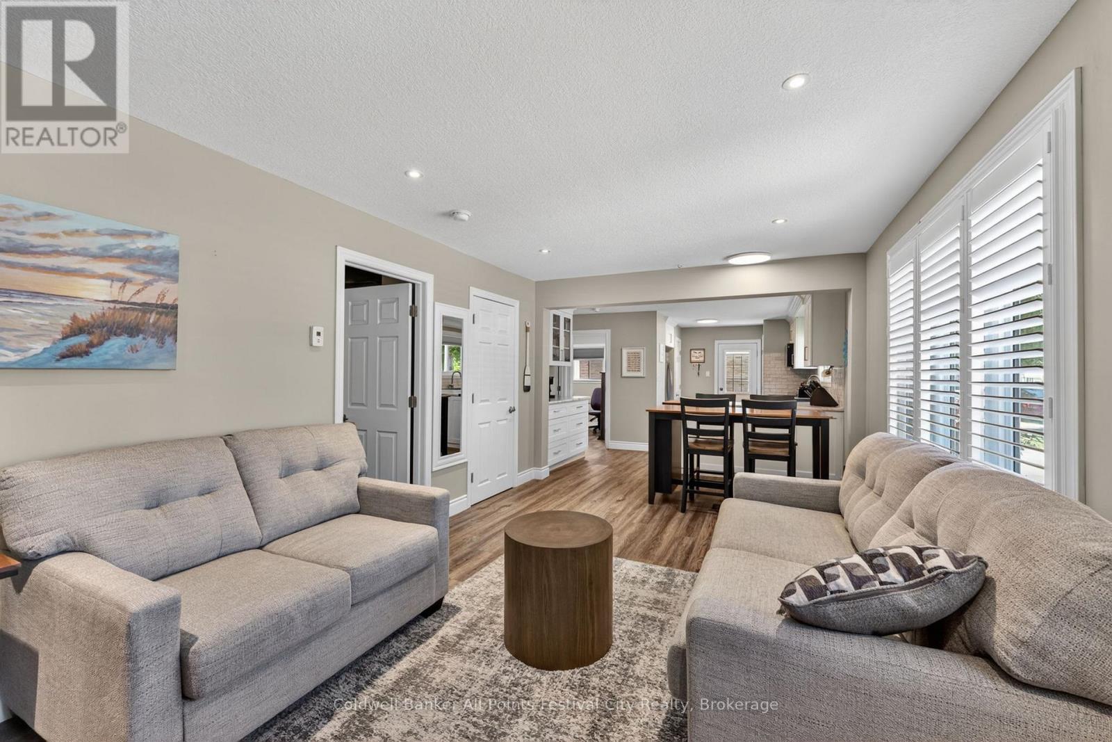 125 WIDDER STREET - 4