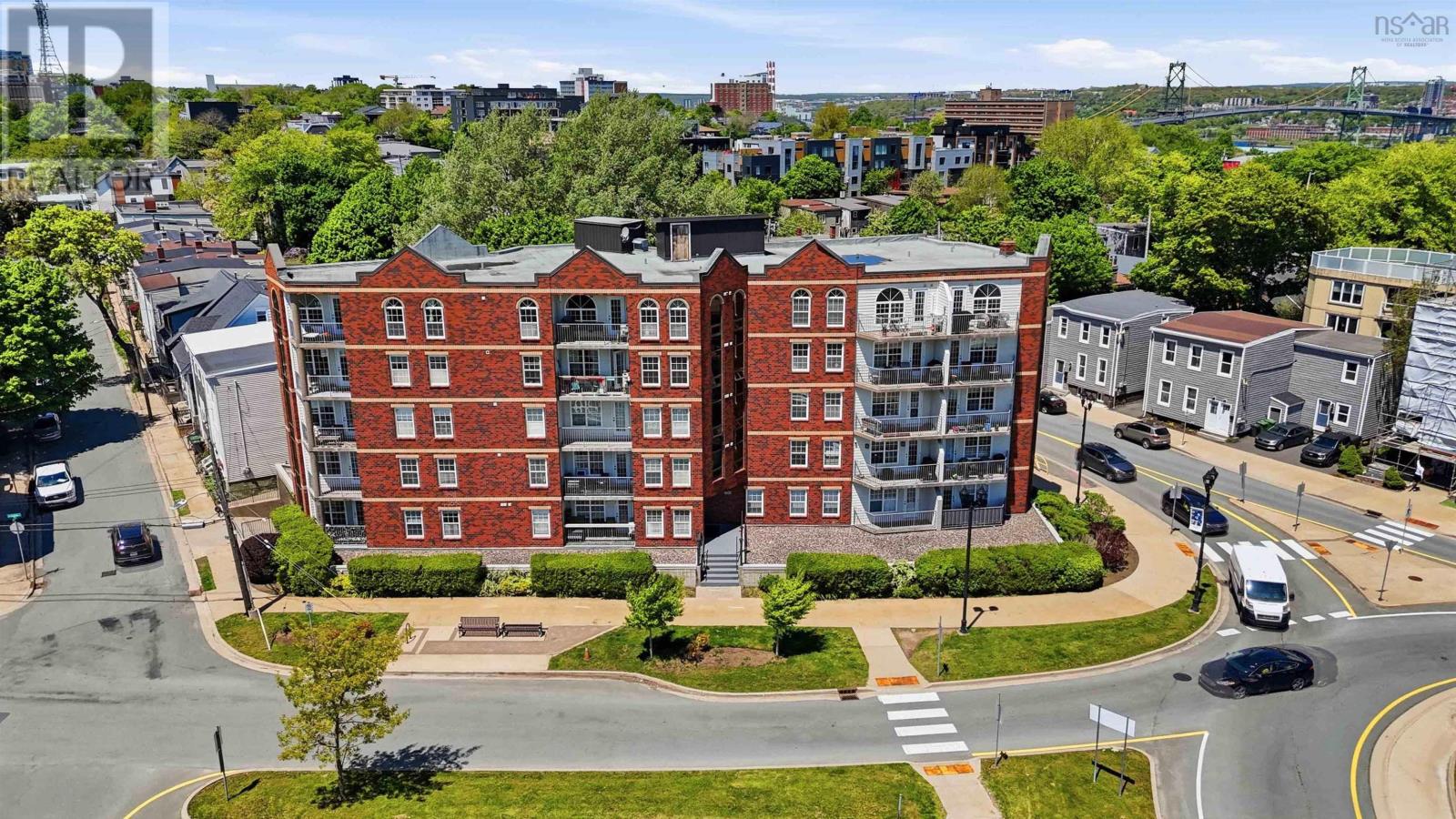 #303 5769 Cunard Street - 25
