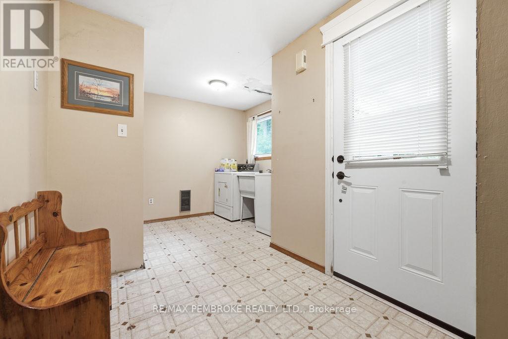 126 HILLTOP DRIVE - 3