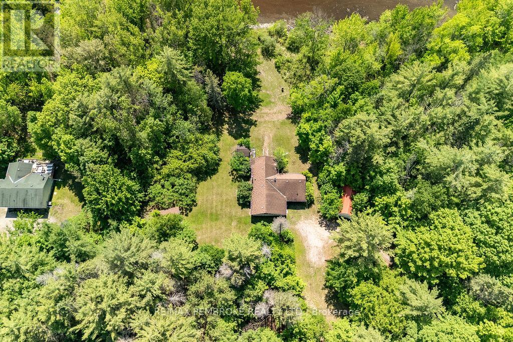 126 HILLTOP DRIVE - 34
