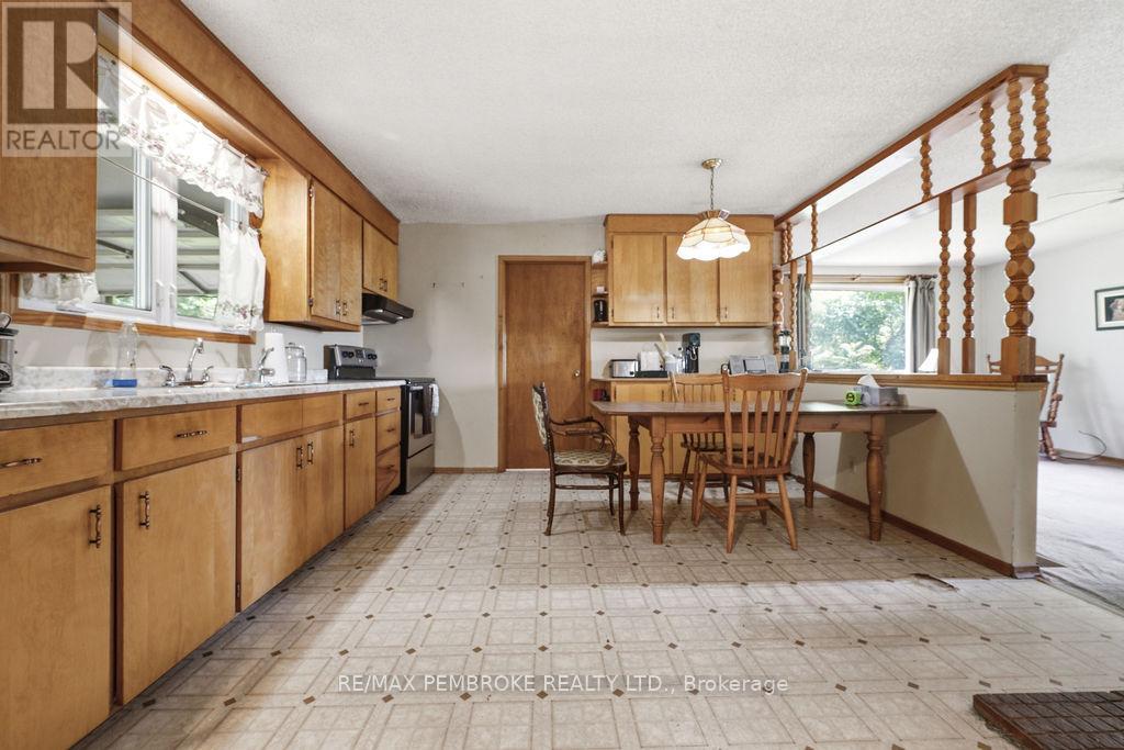 126 HILLTOP DRIVE - 4