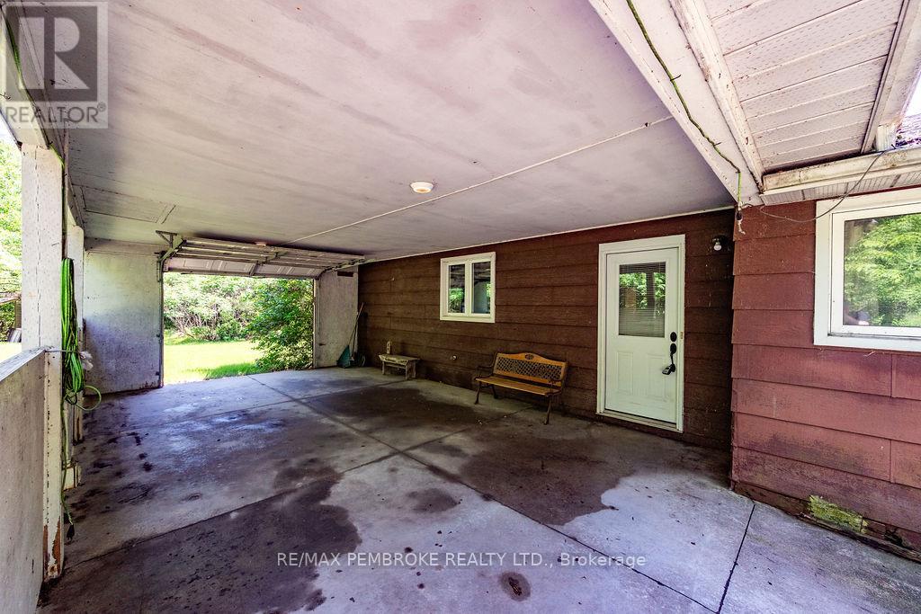 126 HILLTOP DRIVE - 40