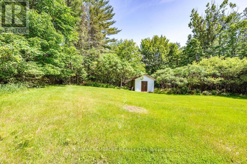 126 HILLTOP DRIVE - 41
