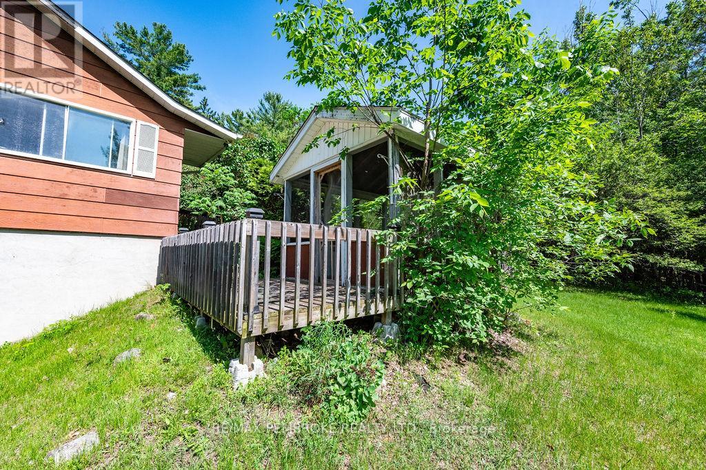 126 HILLTOP DRIVE - 43