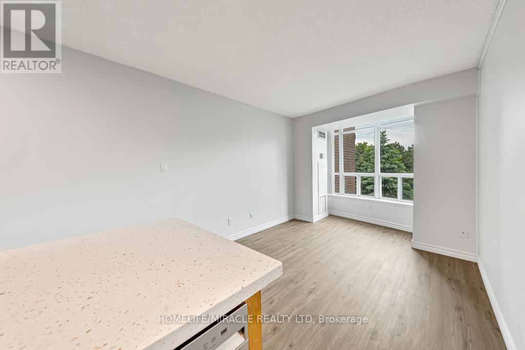 #318 233 BEECROFT ROAD - 17