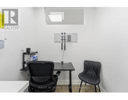 109 - 235 St Clair Avenue W, Toronto, ON M4V1R4 Photo 16