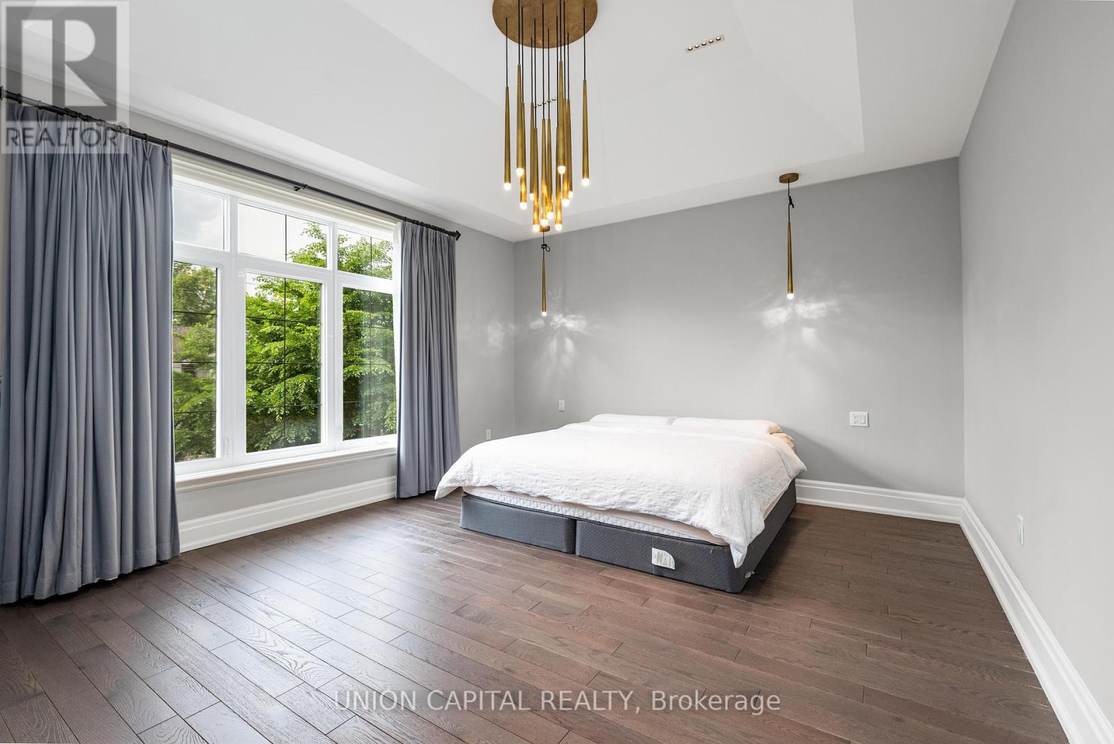 47 BEVDALE ROAD - 34