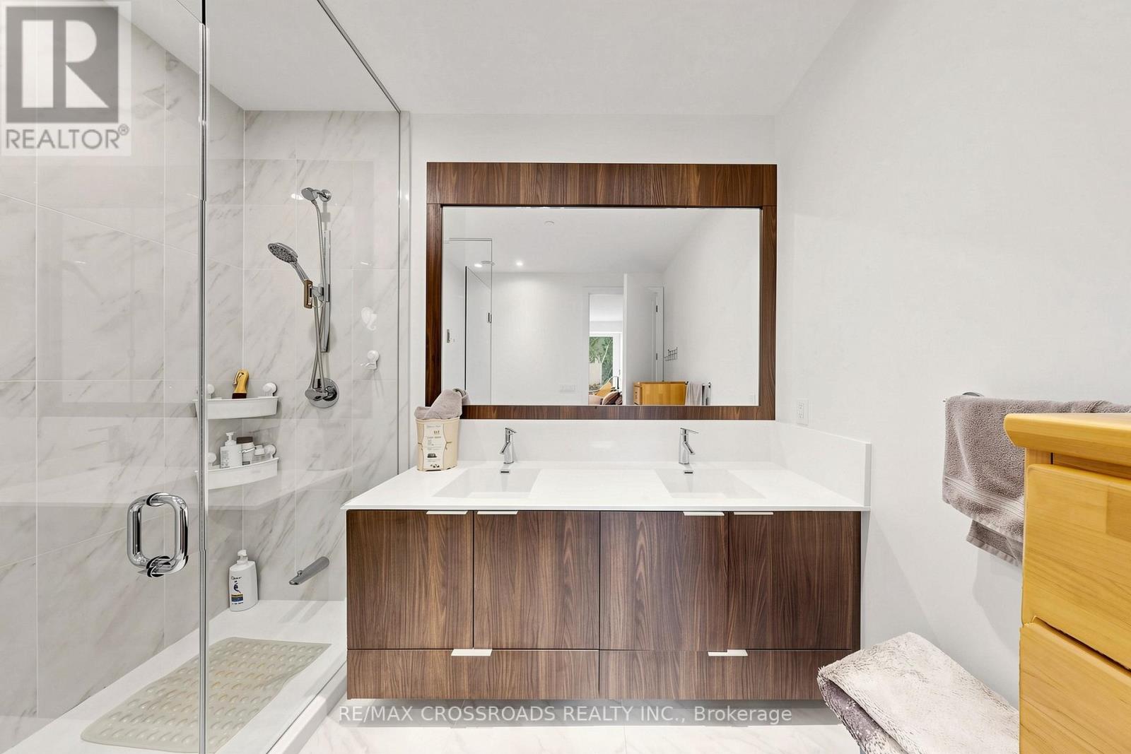 #534 25 ADRA GRADO WAY - 10