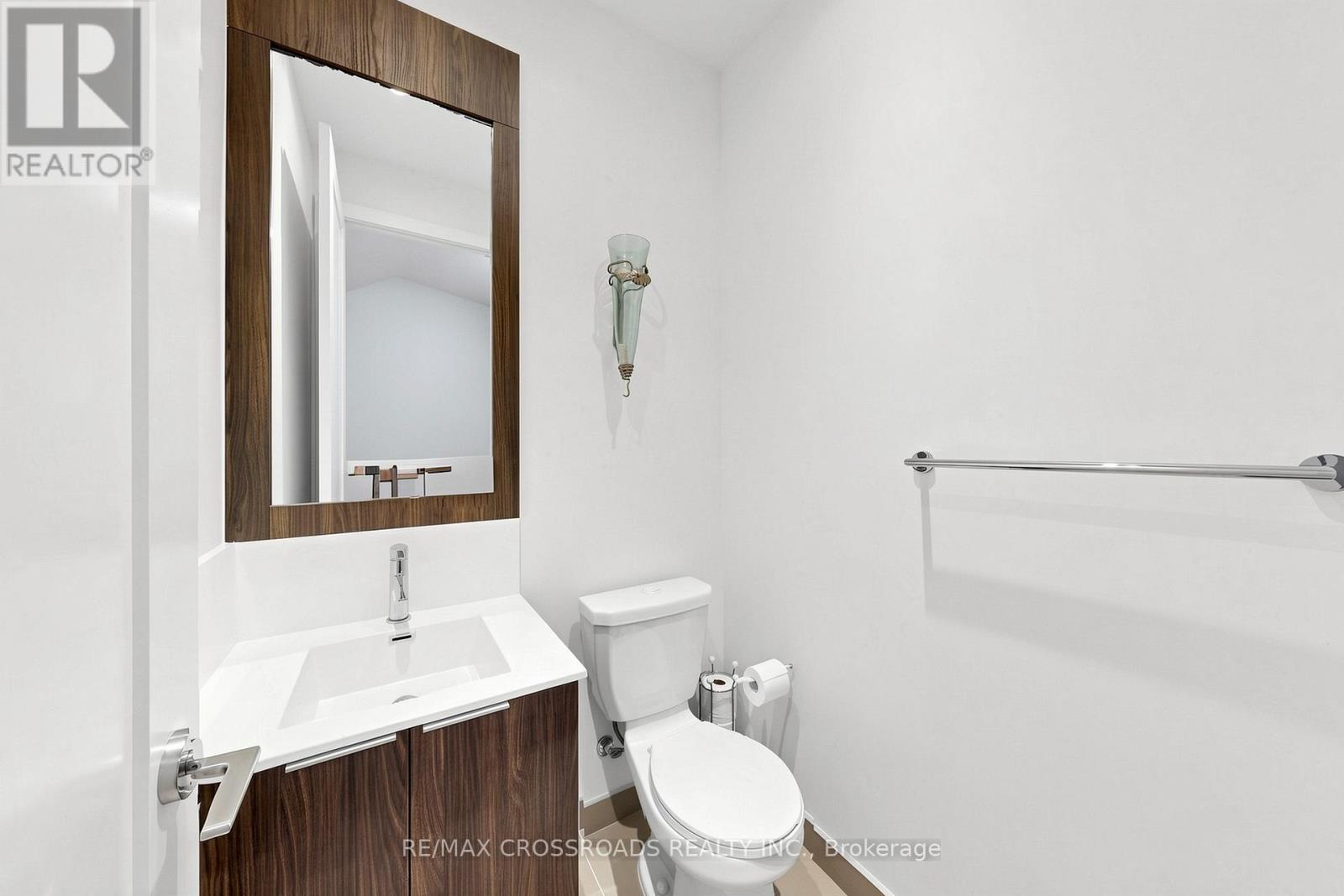#534 25 ADRA GRADO WAY - 16