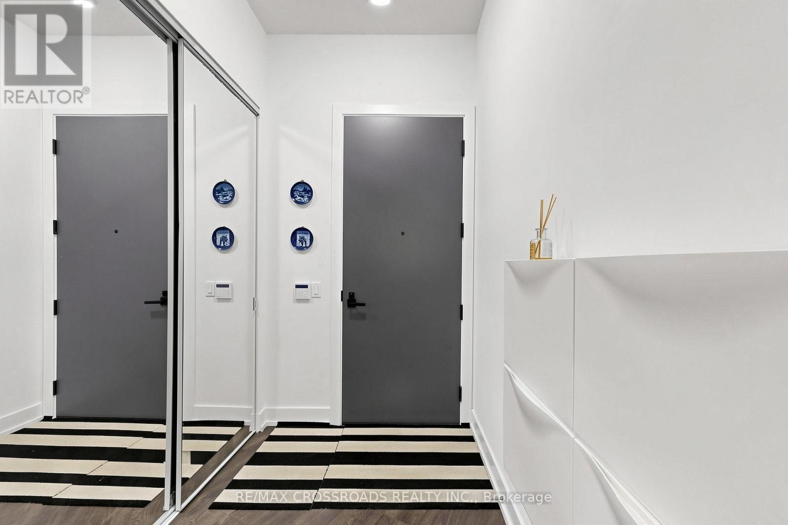 #534 25 ADRA GRADO WAY - 17