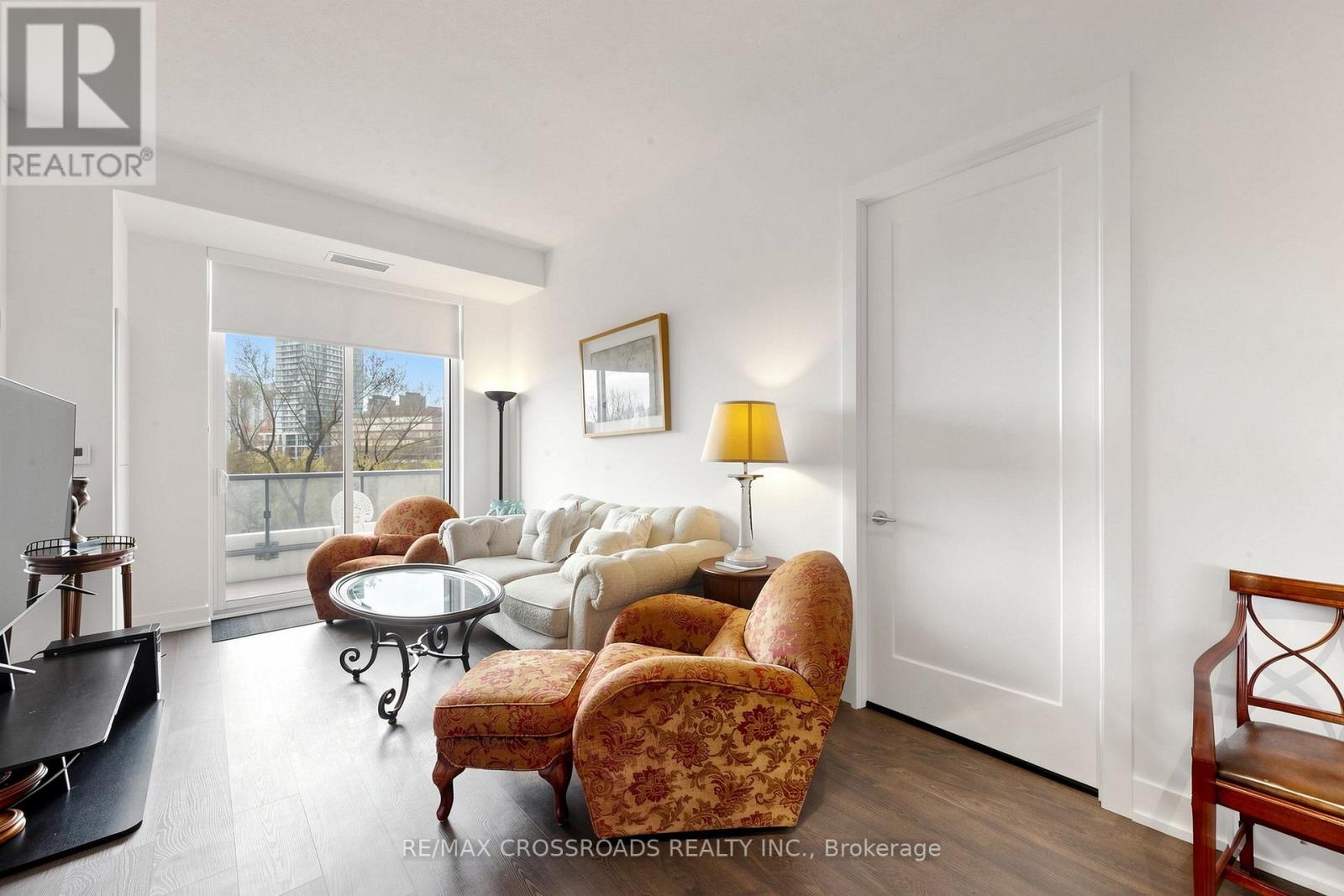 #534 25 ADRA GRADO WAY - 18