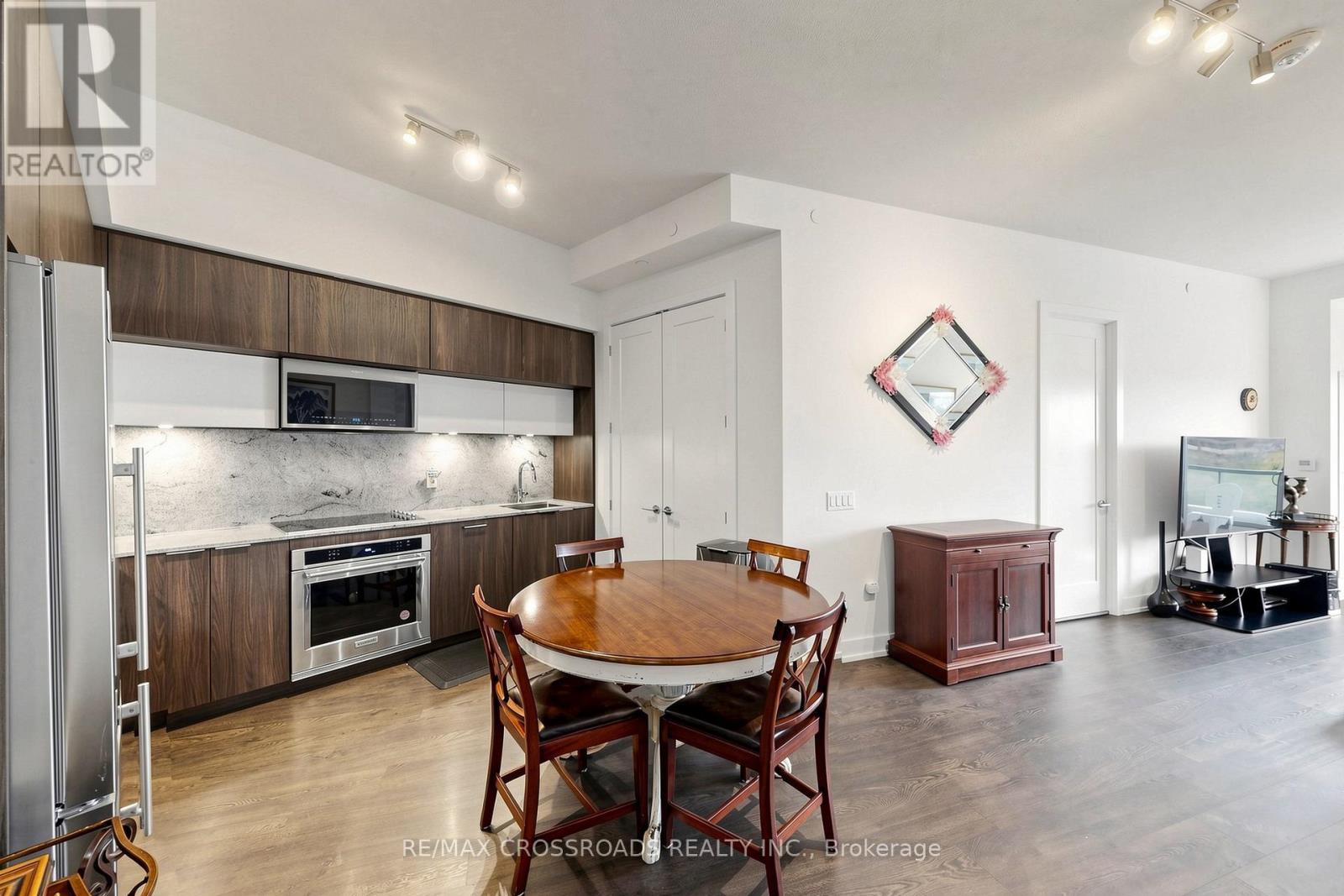 #534 25 ADRA GRADO WAY - 23