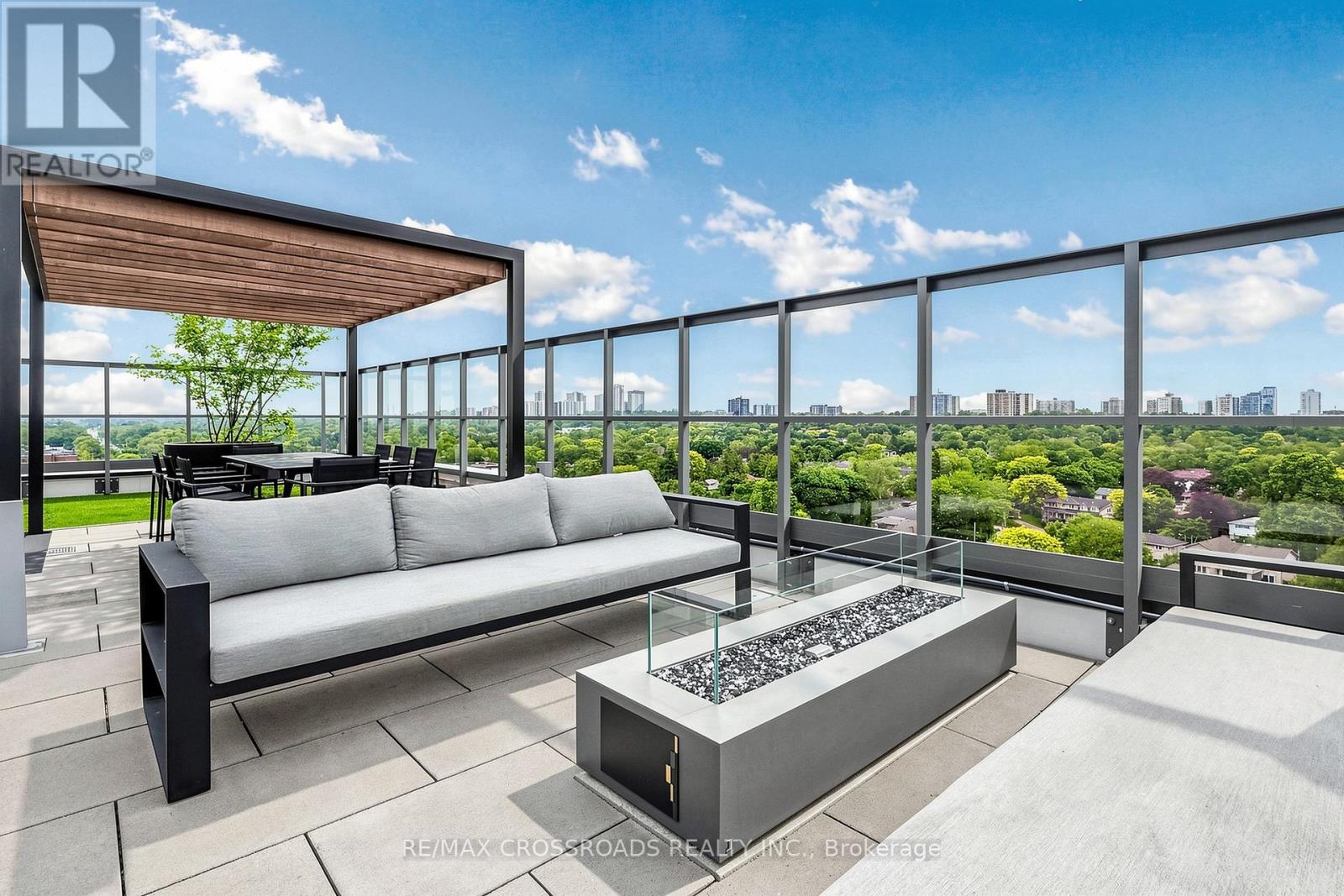 #534 25 ADRA GRADO WAY - 38