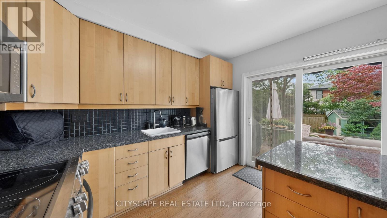 79 PAPERBIRCH DRIVE - 12