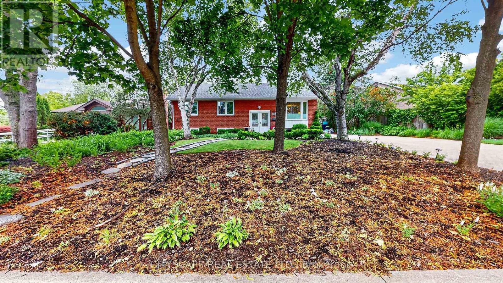 79 PAPERBIRCH DRIVE - 45