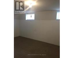 Bedroom 4 - 969 Davis Drive, Newmarket, ON L3Y2R7 Photo 8