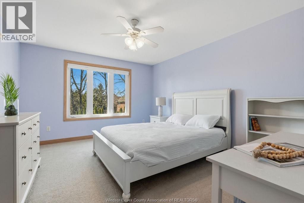 696 GEORGE KENNEDY WAY - 28