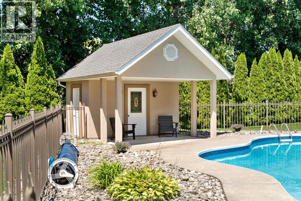 696 GEORGE KENNEDY WAY - 40
