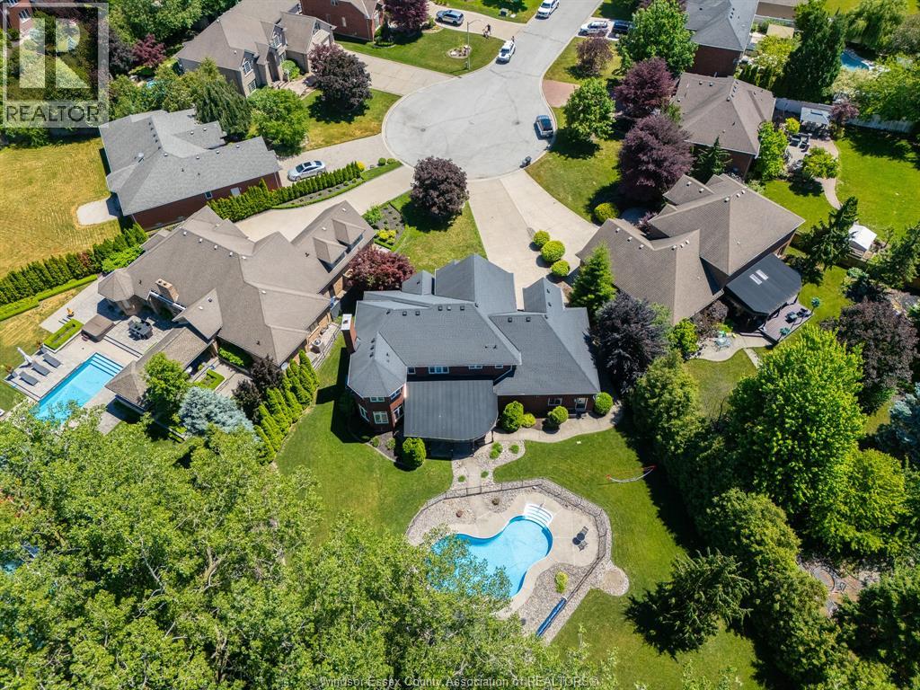 696 GEORGE KENNEDY WAY - 45