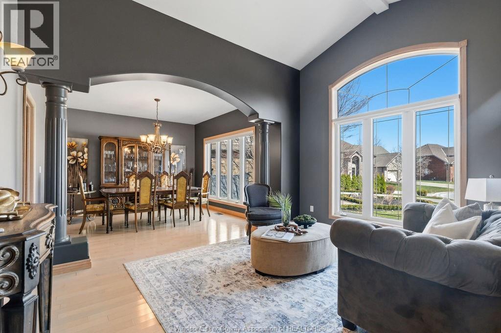 696 GEORGE KENNEDY WAY - 9
