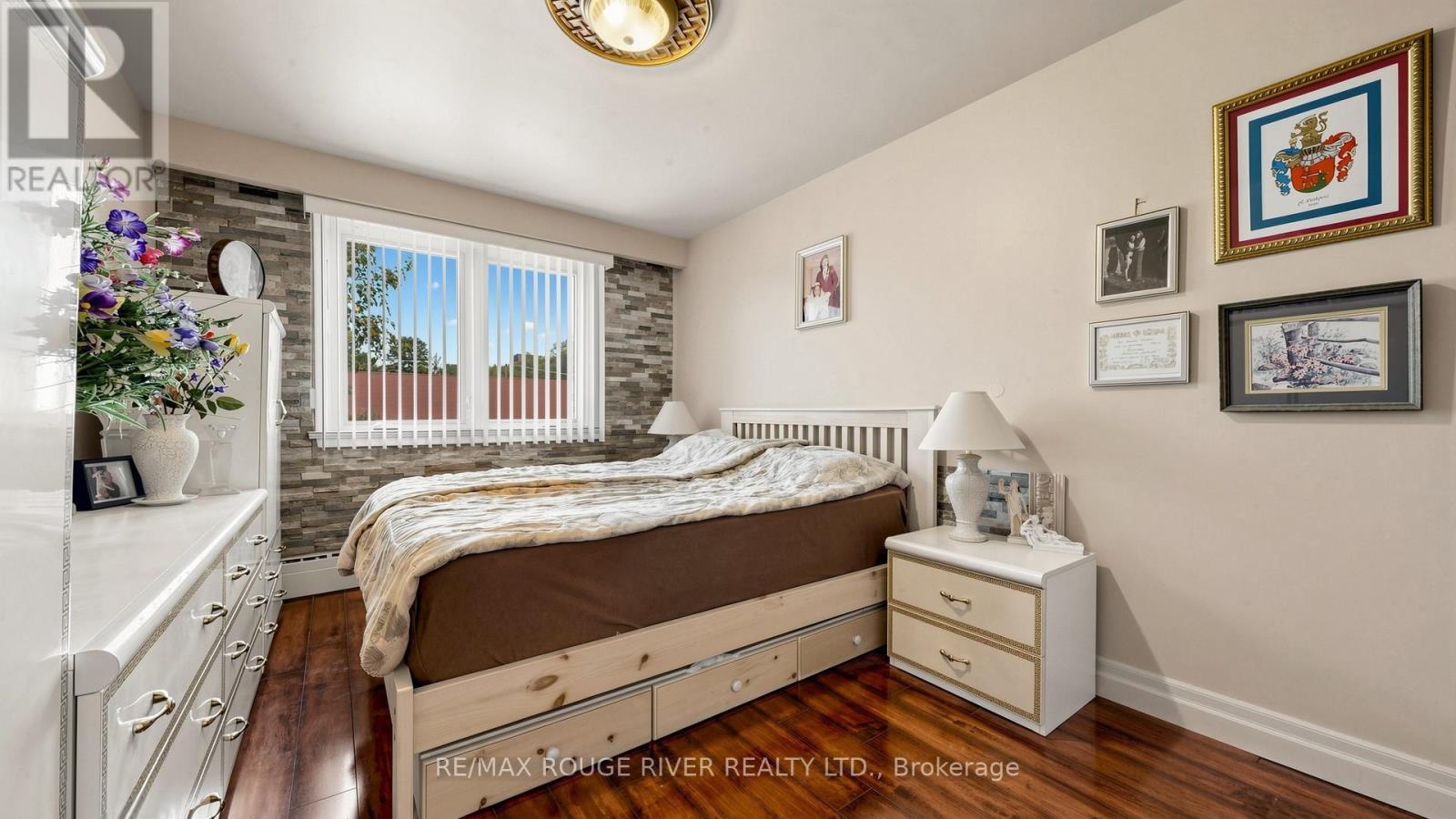 263 OAK PARK AVENUE - 23