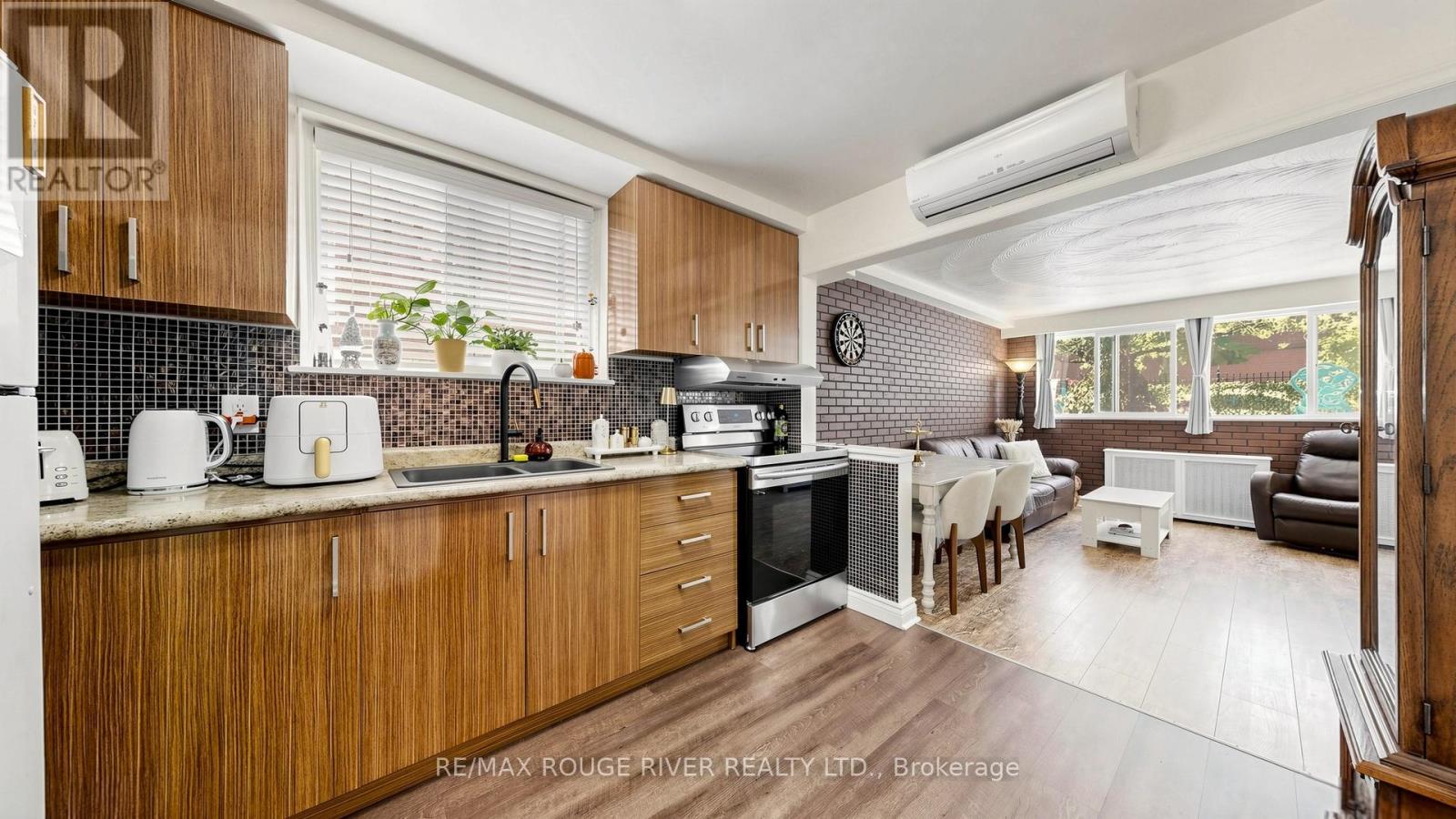 263 OAK PARK AVENUE - 7