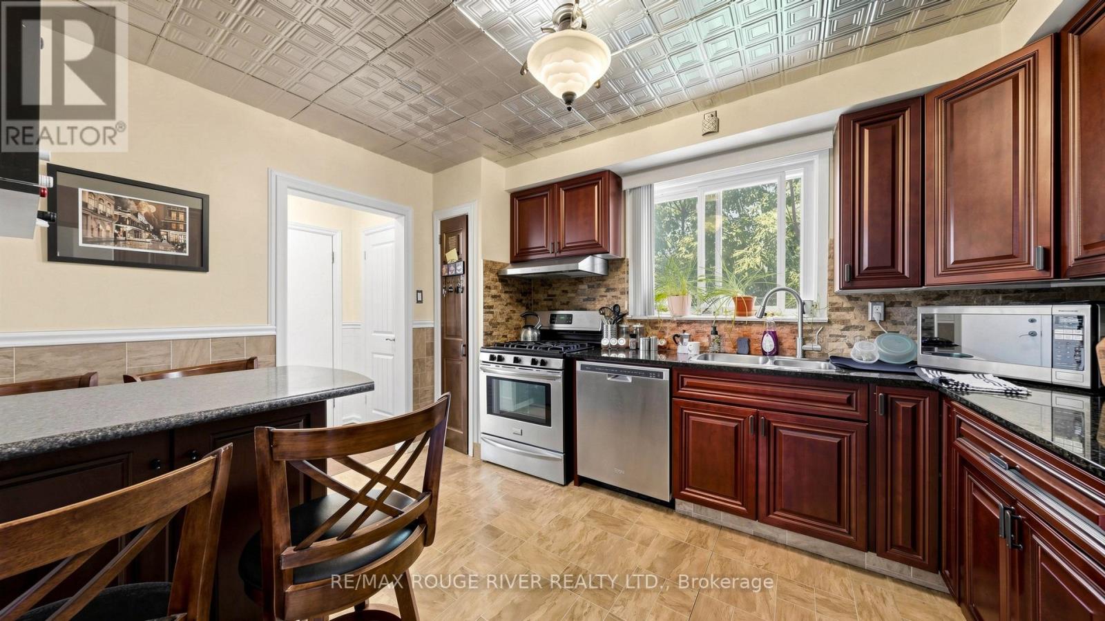 263 OAK PARK AVENUE - 30