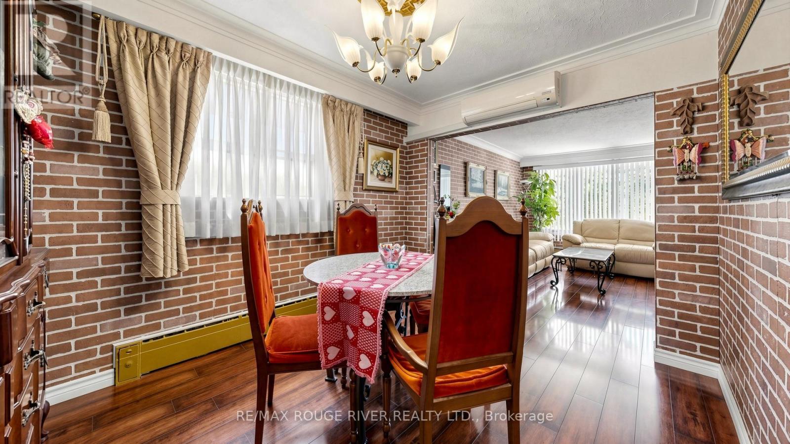 263 OAK PARK AVENUE - 19