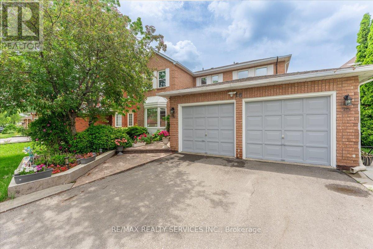 16 MAJOR WILLIAM SHARPE DRIVE E - 3